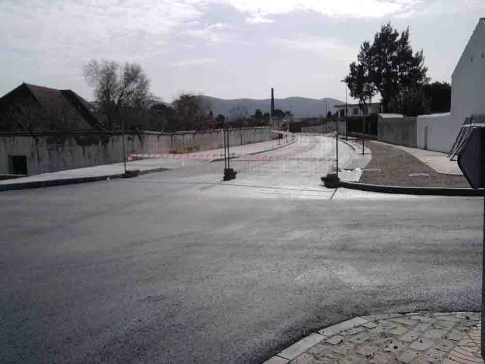 Asfaltan la conexi�n de la Ronda Norte y Sur