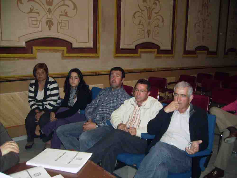 Afectados por el retraso de la electrificacin rural