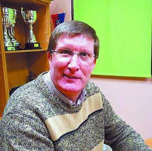 Manolo Mu�oz en las oficinas del club, su segunda casa