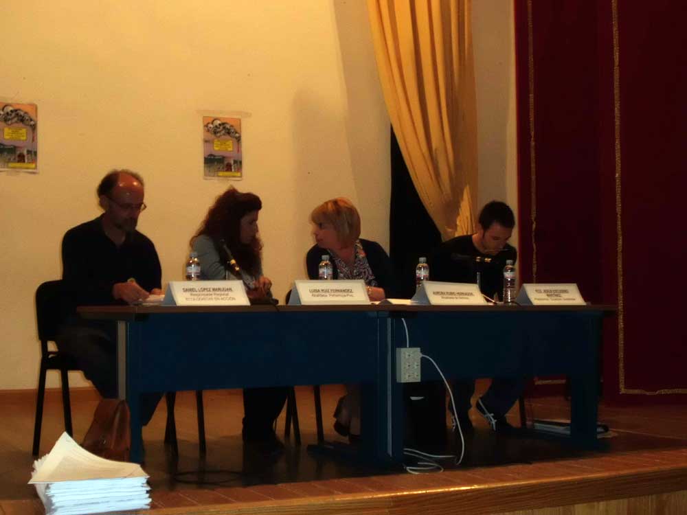 Mesa de debate en Belmez 