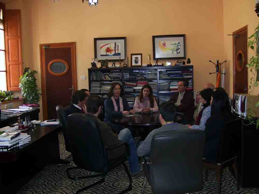 Visita Pe�arroya la Delegada Provincial de Educaci�n de la Junta de Andaluc�a