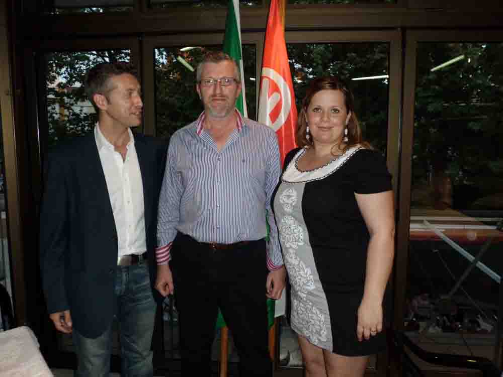 De los R�os presenta su candidatura