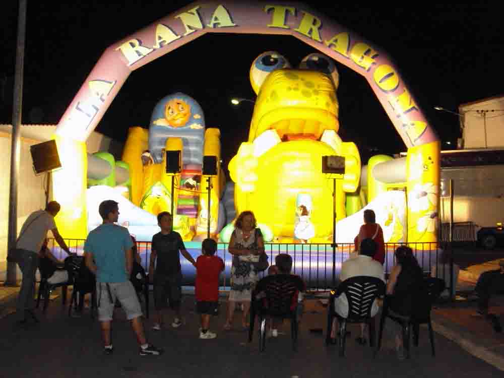 Feria de la barriada Santiago Garc�a Fuentes