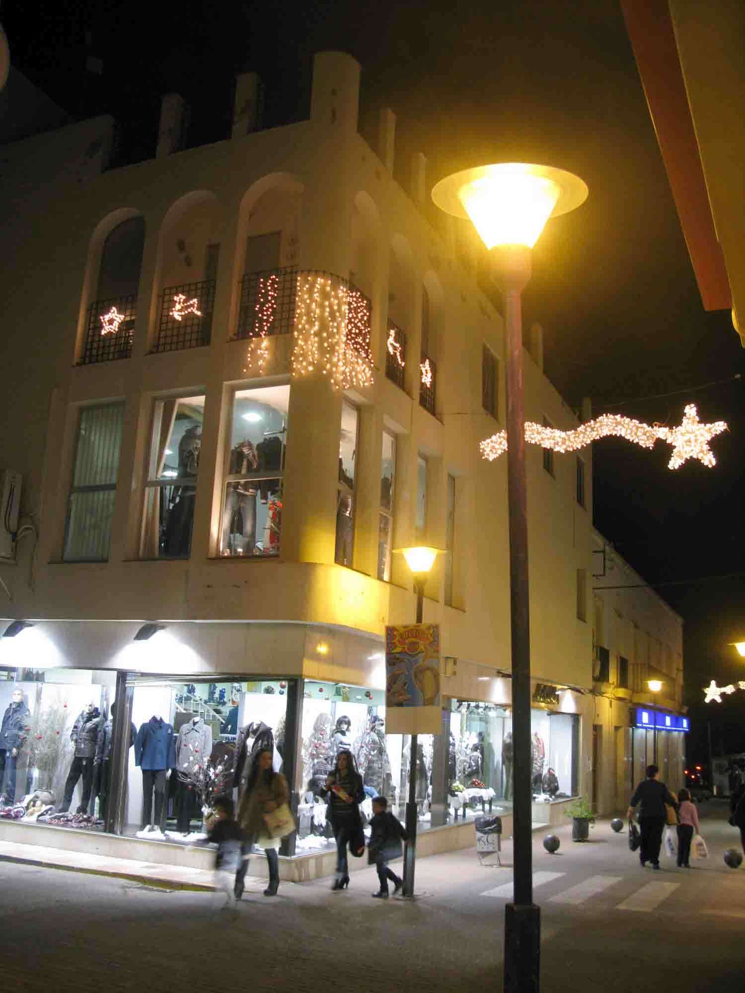 Zona comercial pe�arriblense a finales de 2011