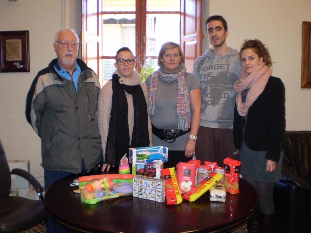 Campa�a solidaria de la Asociaci�n Desde la Cima 