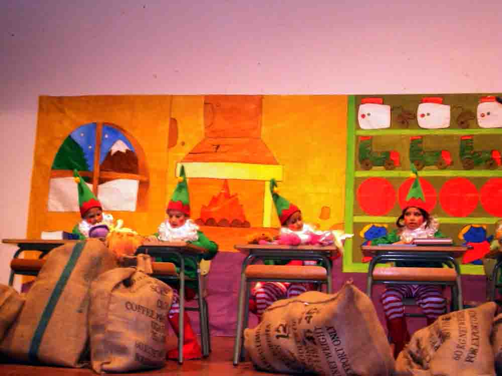  Los Duendes Jugueteros