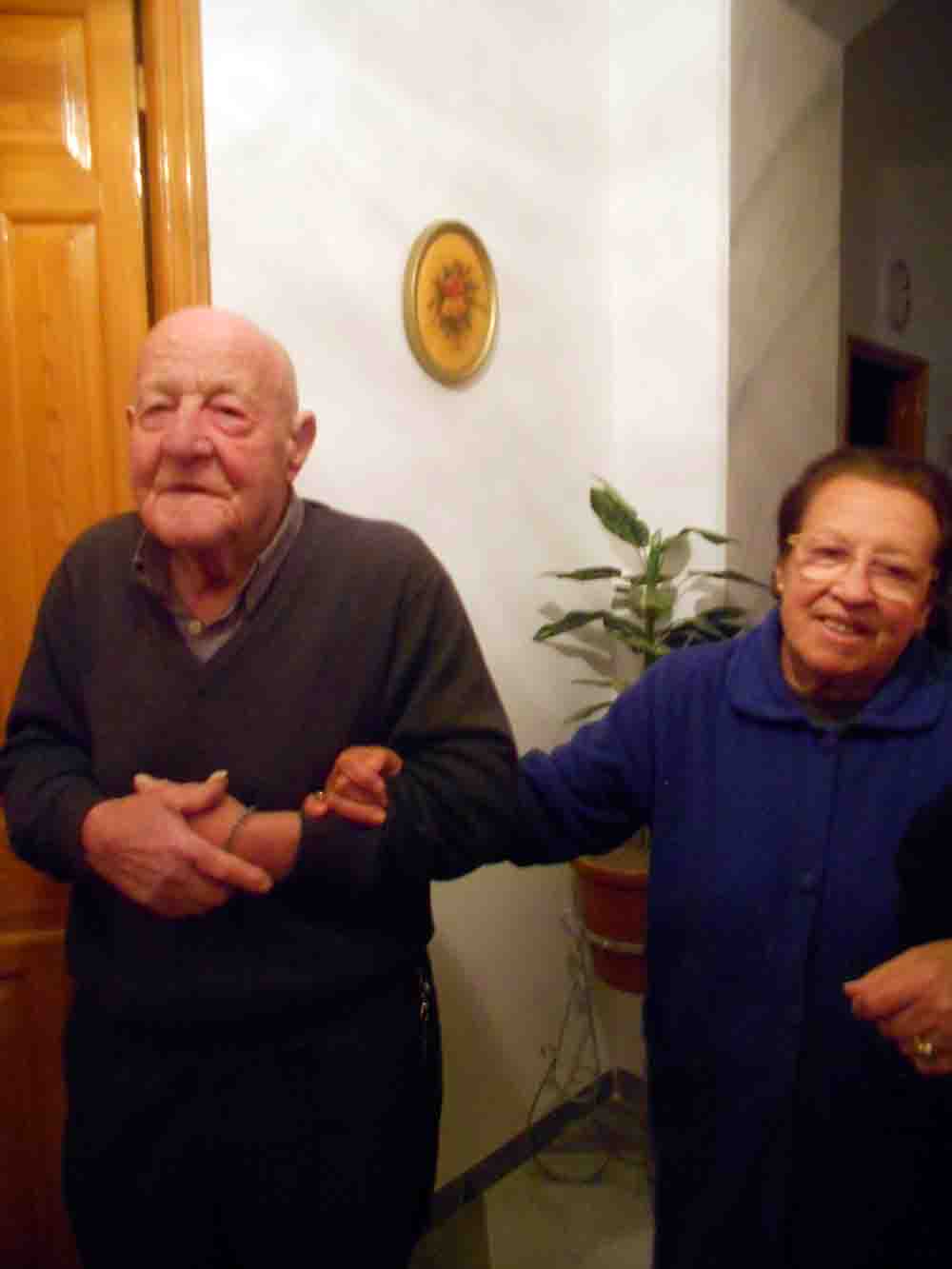 Antonio Barrera y su esposa