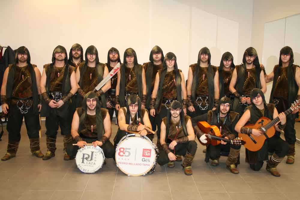 Pasacalles de carnaval en Pe�arroya Pueblonuevo