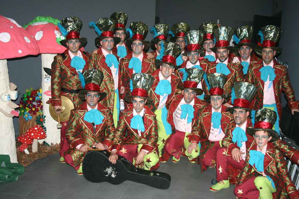 Pasacalles de carnaval en Pe�arroya Pueblonuevo