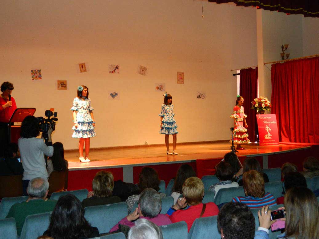 Desfile  con motivo del �D�a Internacional de la Mujer�