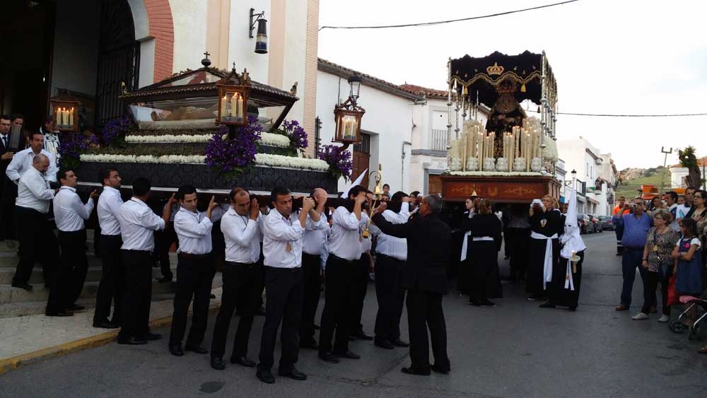 El Sant�simo Cristo en su Santo Sepulcro