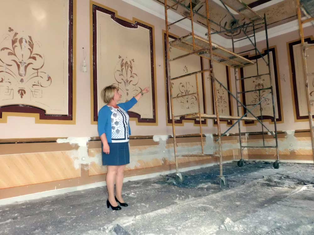 Recuperacin de las pinturas del saln de plenos