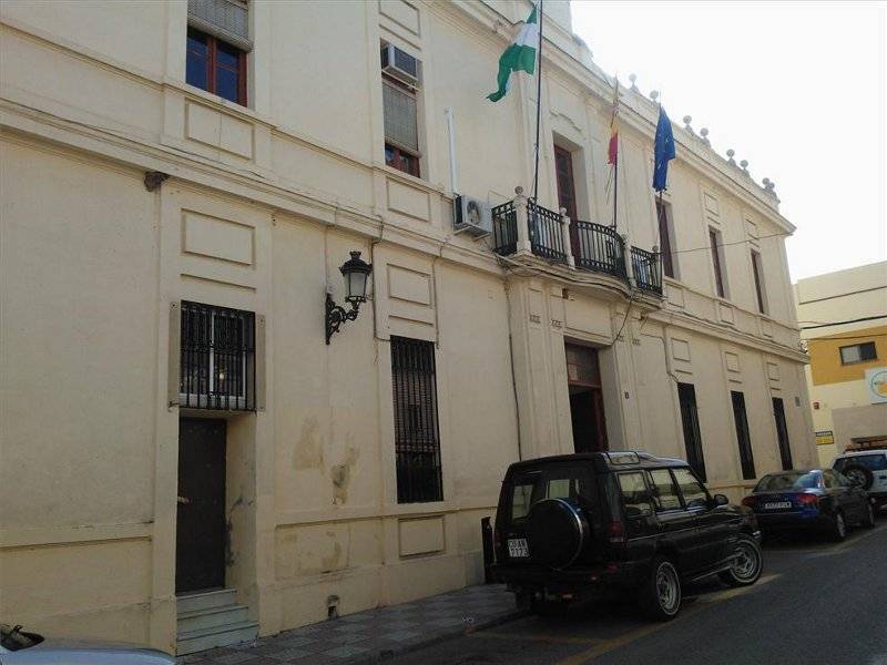 Fachada del edificio del Ayuntamiento. - M.J. G�MEZ