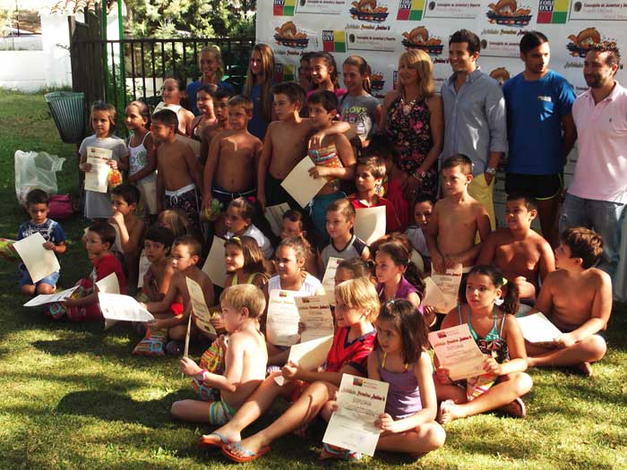 Clausura de los cursos de natacin 