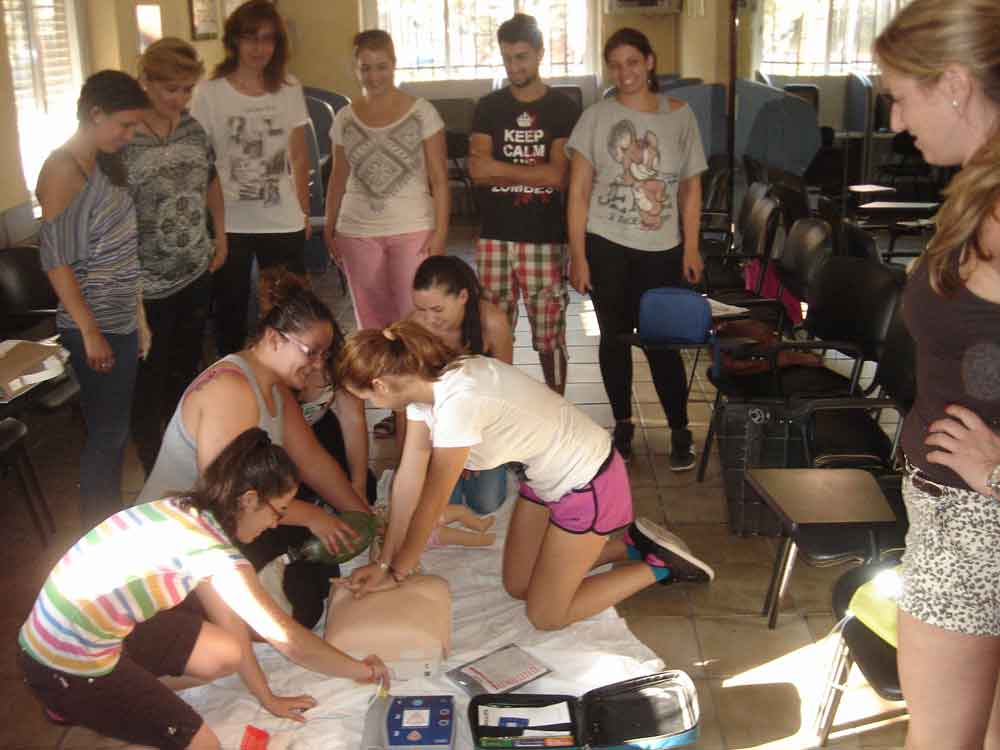 I Curso de soporte vital b�sico y desfibrilaci�n (DESA)
