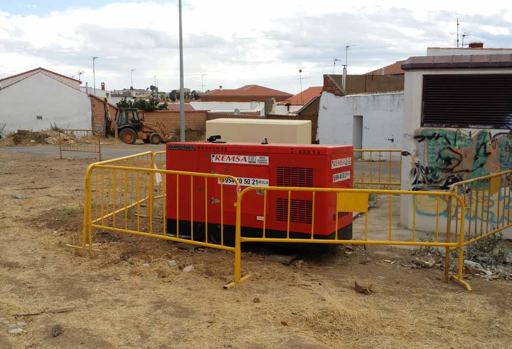 Transformador provisional para la iluminaci�n de varias calles