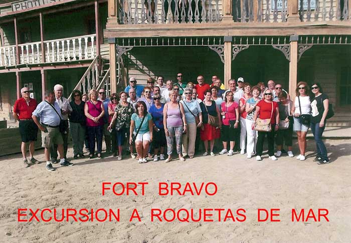 Excursi�n a Roquetas de Mar de la AA/VV El Pe��n