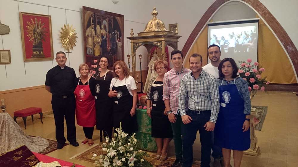 Exposici�n cofrade y concurso de tartas