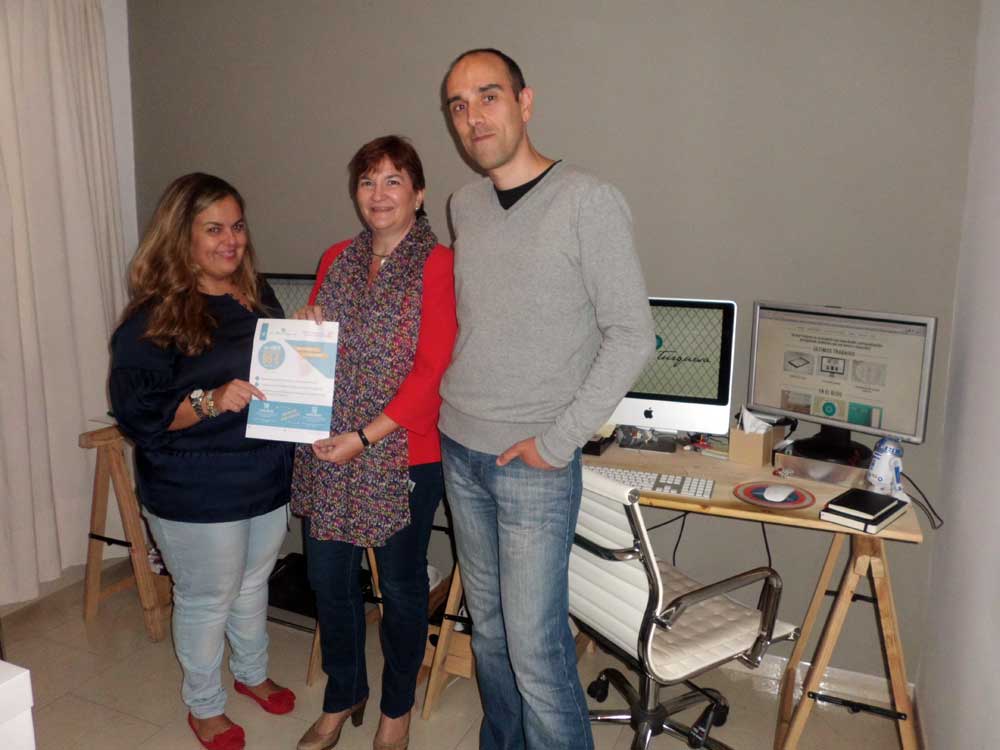  Asempe y De Azul Turquesa